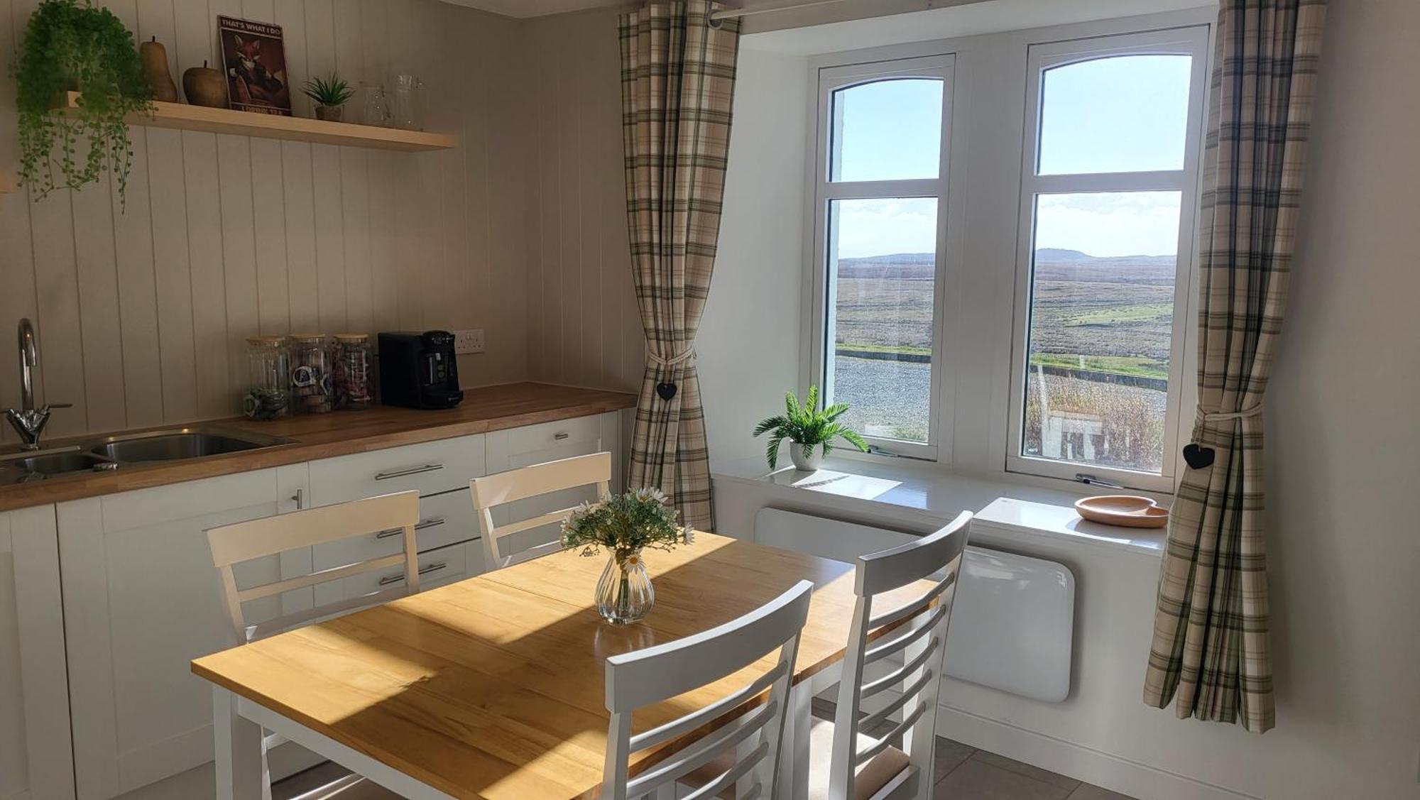 An Cnoc Bed & Breakfast Staffin Exterior foto